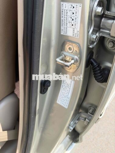 Toyota Innova 2007 2.0G Số sàn 8 chỗ Ghi-bạc