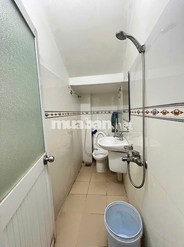 Cho thuê nhà số 279 Diên Hồng, Phường 1, Bình Thạnh, DT 30m2, 2 lầu