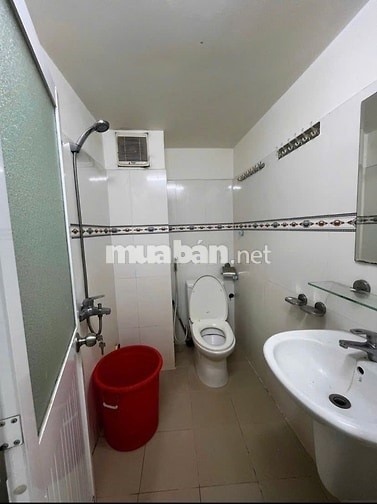 Cho thuê nhà số 279 Diên Hồng, Phường 1, Bình Thạnh, DT 30m2, 2 lầu