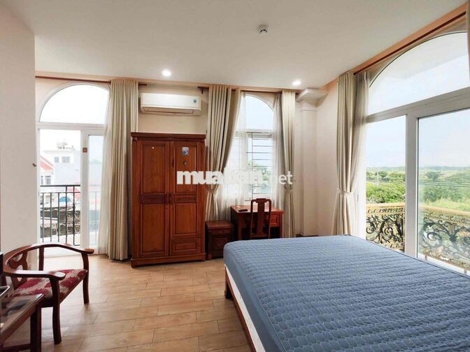 Studio ban công siêu đẹp, view thoáng mát đường Phạm Hùng - Giá rẻ