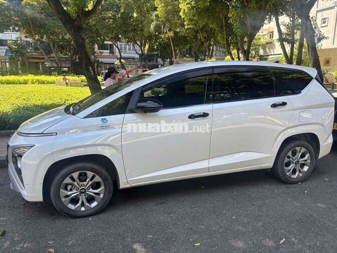 Hyundai Stargazer 2025 Tiêu chuẩn Trắng