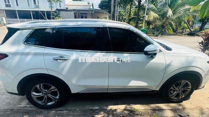 Ford Territory Titanium Trắng 5 chỗ