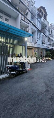 Nhà 2 tầng 4m5×15m nguyên căn hẻm xe tải
