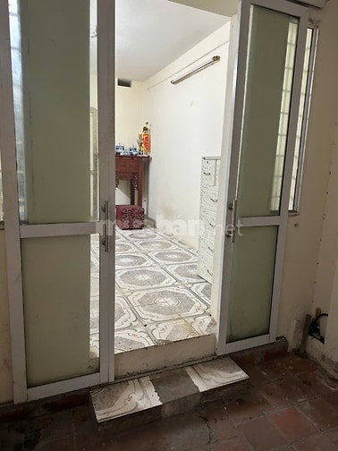 Chính chủ cho thuê nhà riêng, DT 32 m2, ngõ 385 Đội Cấn, Ba Đình