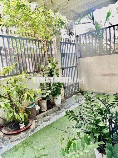 Cho thuê Nhà Nguyên Căn Mt Hẻm Xe hơi Quận 7. liền kề Phú Mỹ Hưng