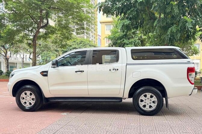 Ford Ranger 2021 XLS Số sàn nhập Thái