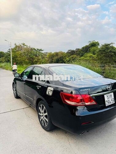 Toyota Camry 3.5Q 5 chỗ đen tự động