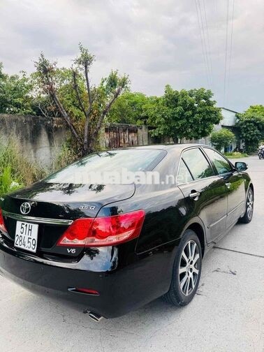 Toyota Camry 3.5Q 5 chỗ đen tự động