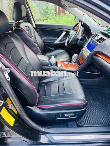 Toyota Camry 3.5Q 5 chỗ đen tự động