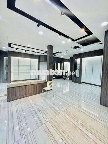 HOT! CHO THUÊ MẶT TIỀN  Phú Nhuận - Ngang 8m - 5 Tầng GIÁ CHỈ 28 Triệu