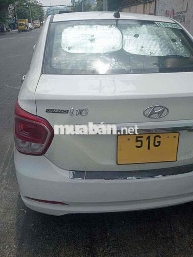 Hyundai Grand i10 5 chỗ Xăng Số sàn Trắng