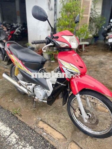 Honda Wave RS Đỏ bạc Việt Nam