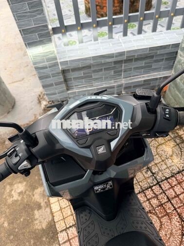 Honda Vario 125 2023 Xám 2.300 km