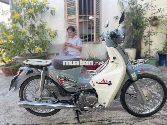 Daelim Cub 50cc Xám trắng