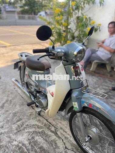 Daelim Cub 50cc Xám trắng