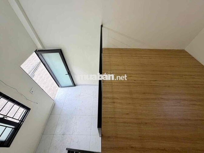 Phòng trọ sinh viên NTTU, VLU - Gác đứng - mới xây -cho để oto xe điện