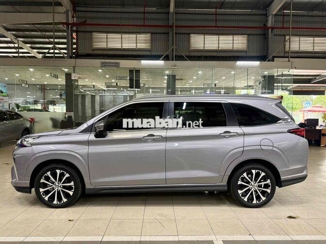 VELOZ CROSS TOP 2025 20,000km - LH CÒN GIẢM GIÁ