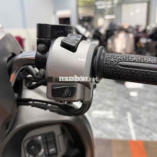 Honda Scoopy 2024 Trắng Nhám Hồ Sơ Cầm Tay