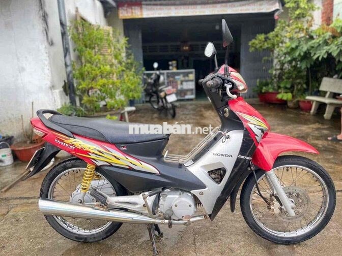 Honda Wave RS Đỏ bạc Việt Nam