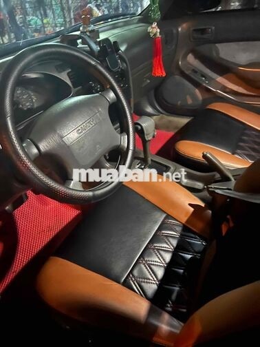Toyota Camry 1.8 LE Xanh 5 chỗ