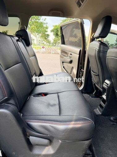 Suzuki XL7 2023 GLX 95.500 km Xanh