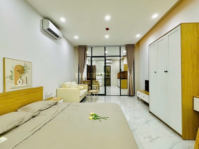 Toà Nhà MT 541 Lạc Long Quân, dt:8x21m, 7 Tầng, HDT 143 Tr/Th, 57,5tỷ