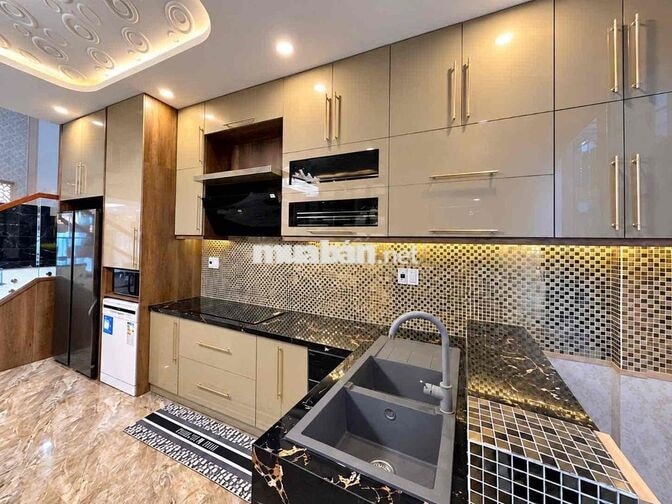 293  CHO THUÊ NHÀ 3 TẦNG ĐƯỜNG THANH LƯƠNG