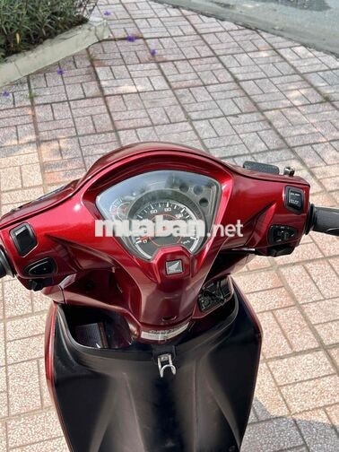 Honda Vision 2016 màu đỏ biển thành phố chính chủ!