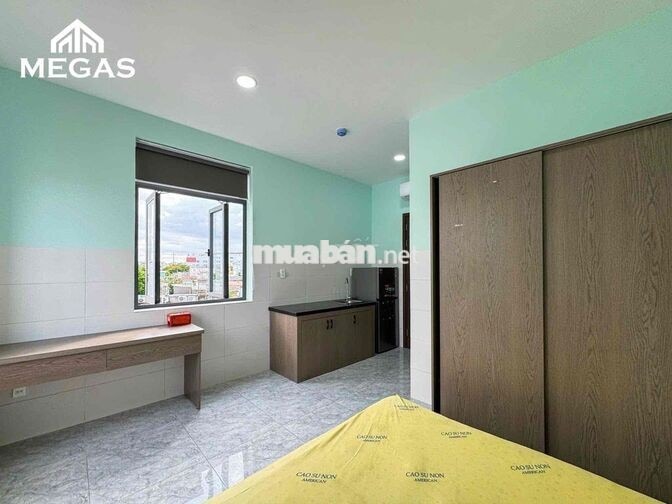 Trống Sẵn Căn Studio Cửa Sổ Trời Full Nội Thất Ngay Emart PVT