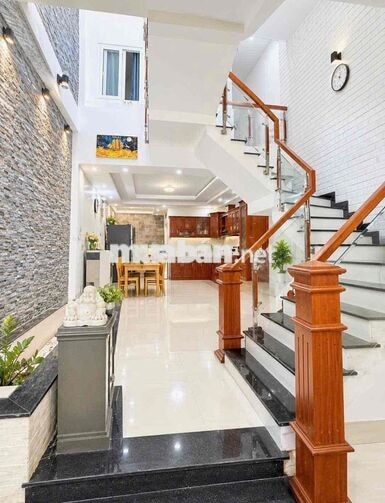 Cho Thuê nhà 3 Tầng đường Diên Hồng, Hoà Xuân