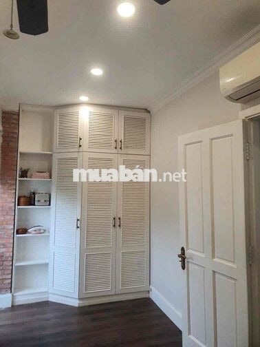 Cho thuê nhà view công viên thoáng mát cả ngày tại KDC Phong Phú 4