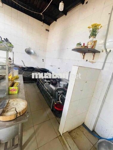 SANG QUÁN GÓC NGÃ 4 KHU TÊN LỬA GIÁ 800 TRIỆU TL