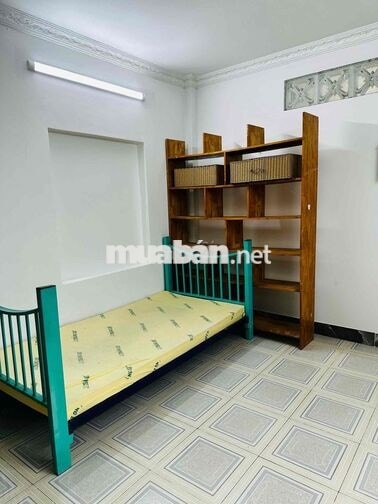 Cho Thuê Nhà Gần chợ Hiệp Bình,/đs 38,p.HBC-3 PN Giá 9tr