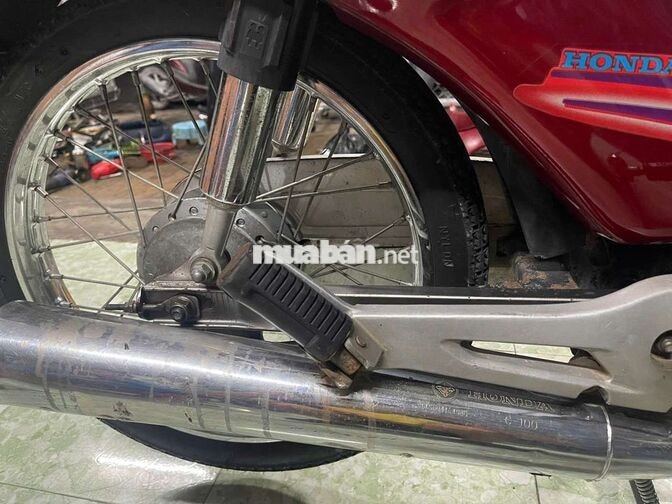Honda Dream 1999 màu Đỏ