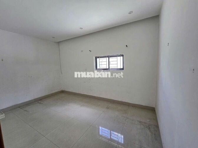 NHÀ 3 TẦNG MẶT TIỀN NGÔ VĂN SỞ