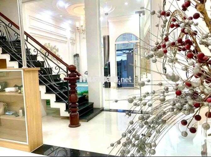 CẠNH CẦU NGUYỄN VĂN CỪ - 72M2 - 3 TẦNG - 4PN LỚN - SÂN ĐỞ XE - SỔ RIÊN