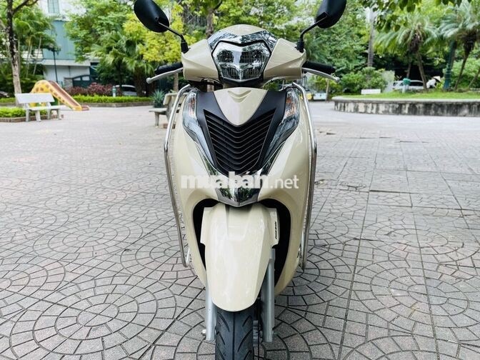 Honda Lead màu Vàng kem 125fi xe đẹp 