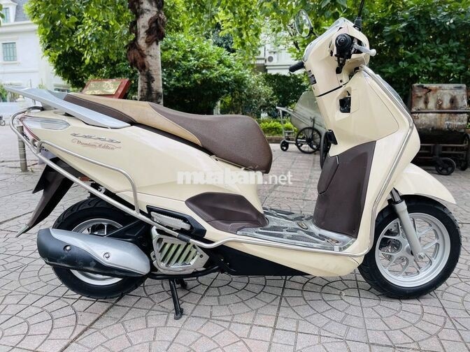 Honda Lead màu Vàng kem 125fi xe đẹp 