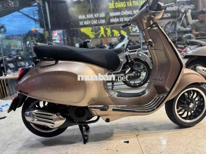Piaggio Sprint 125 2021 màu Vàng