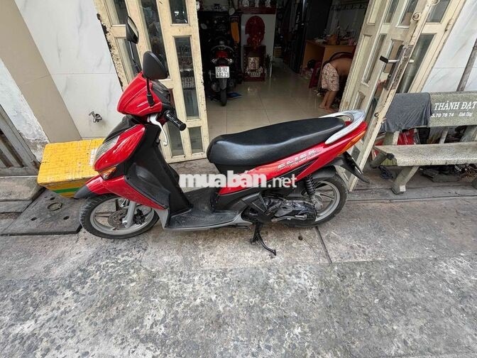 Honda Click màu Đỏ