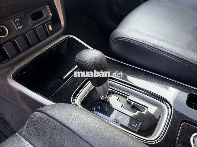 MITSUBISHI OUTLANDER 2018 2.4L PREMIUM 57000 KM ĐỎ