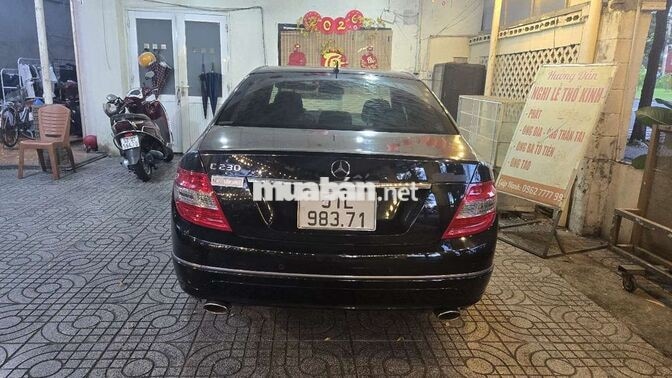 Mercedes C230 2011 số tự động màu đen