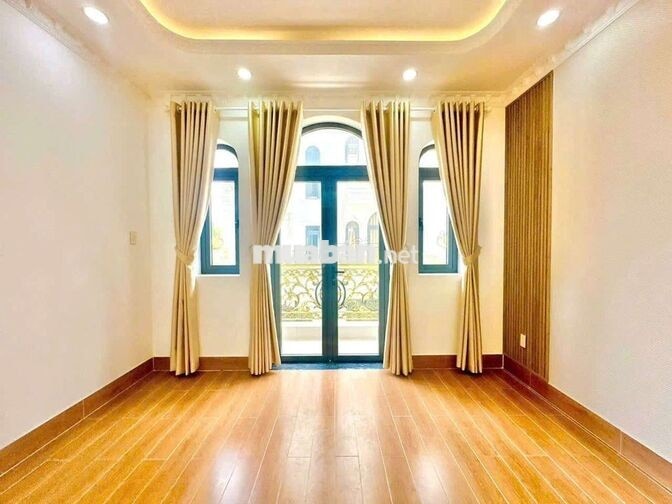 Nhà 1 trệt 3 lầu sân thượng hẻm 151 liên khu 4/5 BHH B bình tân 