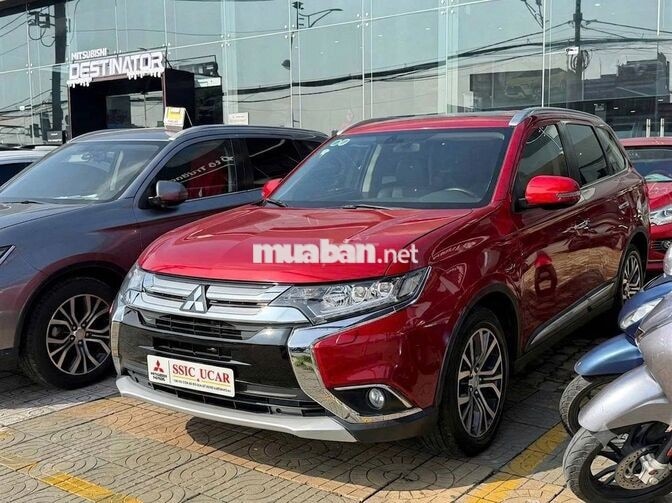 MITSUBISHI OUTLANDER 2018 2.4L PREMIUM 57000 KM ĐỎ
