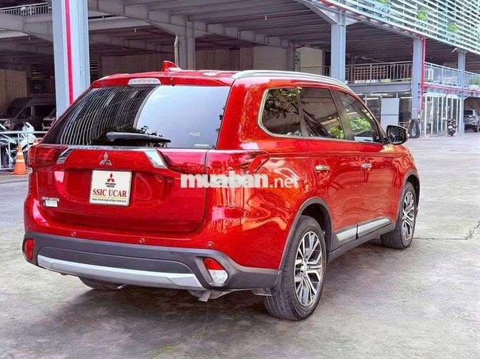 MITSUBISHI OUTLANDER 2018 2.4L PREMIUM 57000 KM ĐỎ