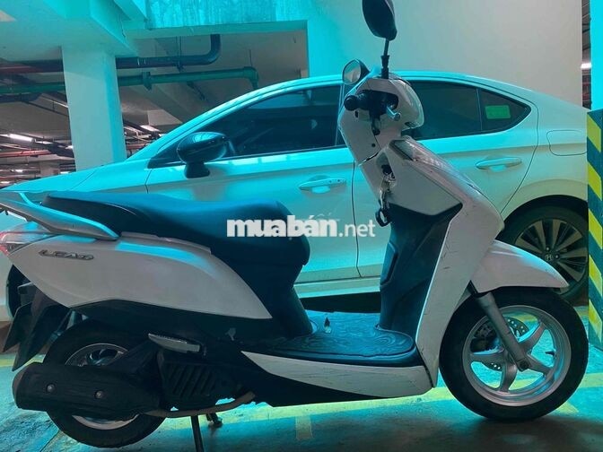 Honda Lead 2013 màu trắng