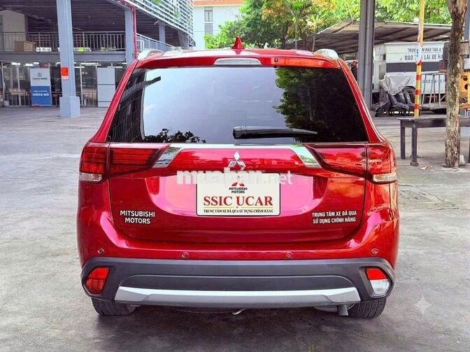 MITSUBISHI OUTLANDER 2018 2.4L PREMIUM 57000 KM ĐỎ