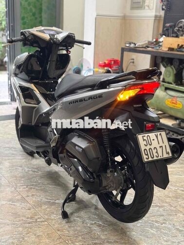 Honda Air Blade 125 2023 4val Bạc đen