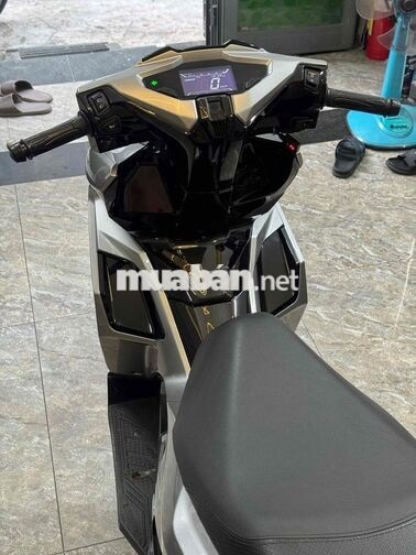 Honda Air Blade 125 2023 4val Bạc đen