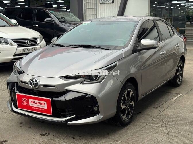Toyota Vios 2024 E CVT Bạc 37.363 km